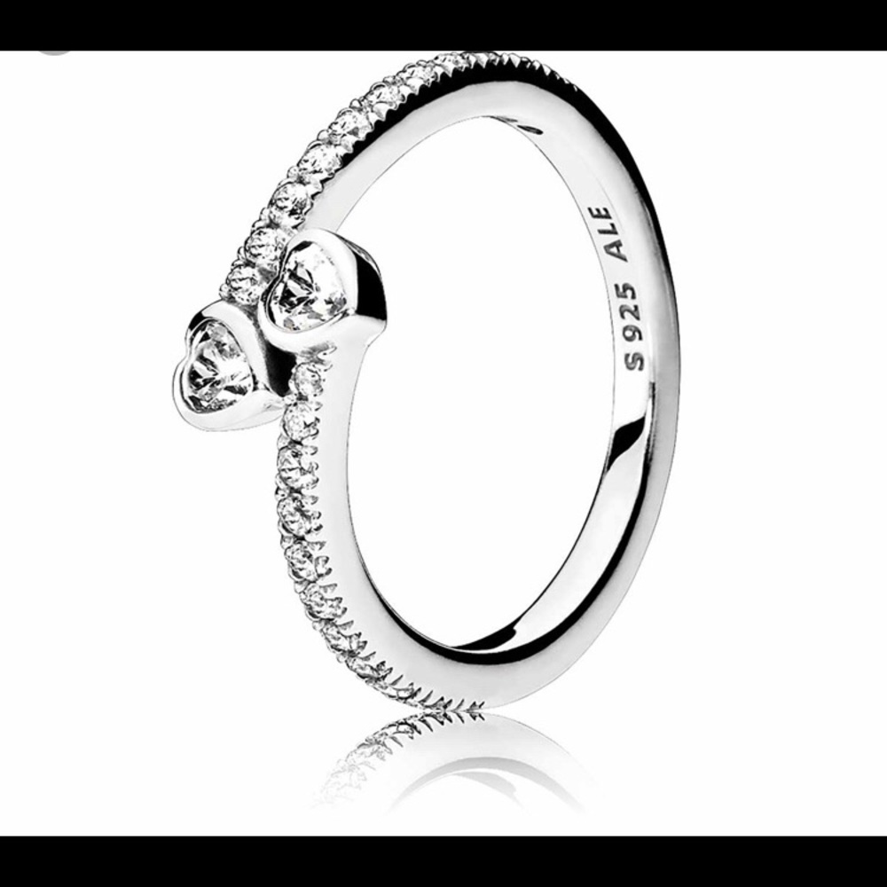 Pandora heart ring